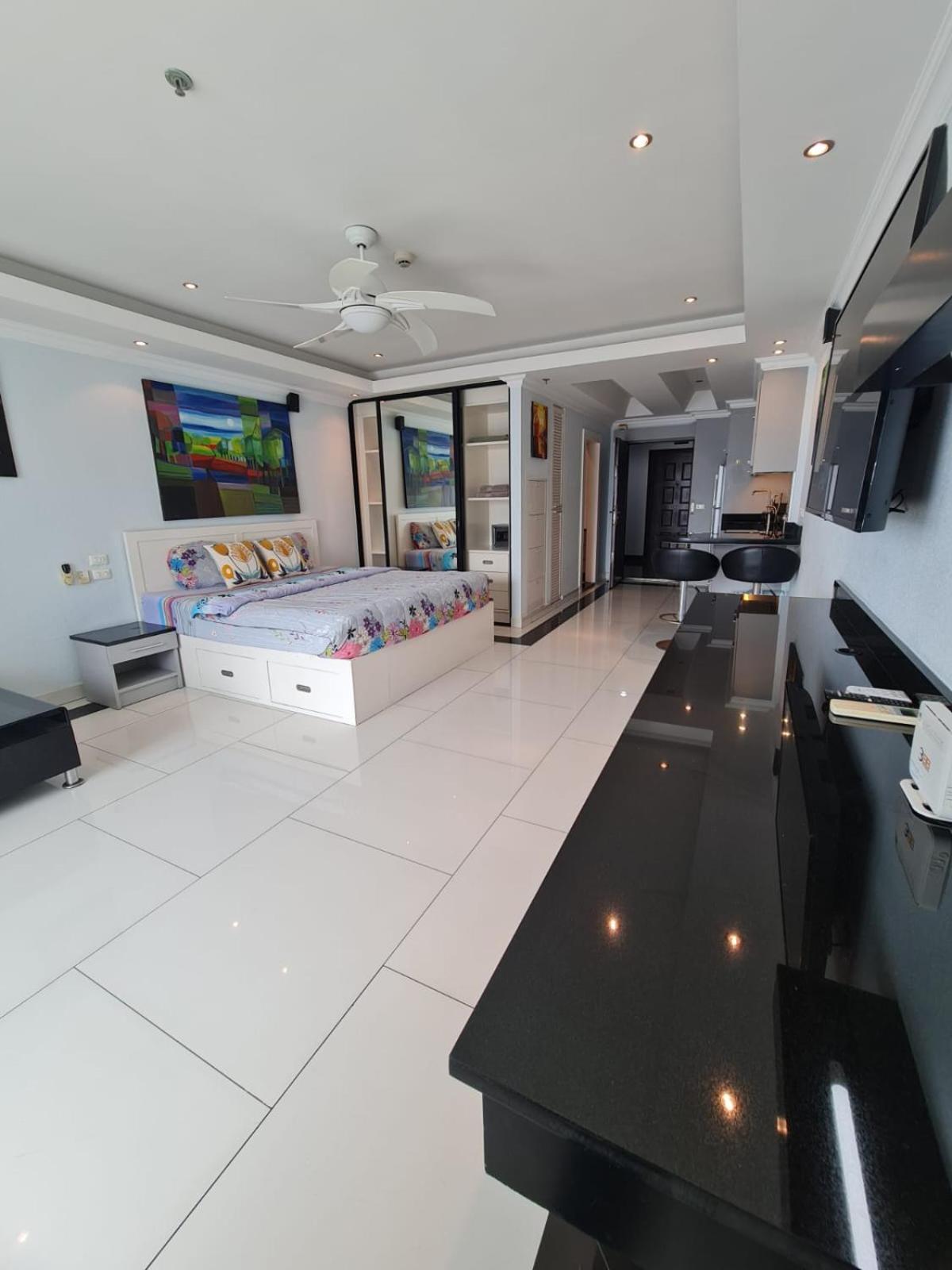 View Talay Condominium By Vlad Property Паттайя Номер фото