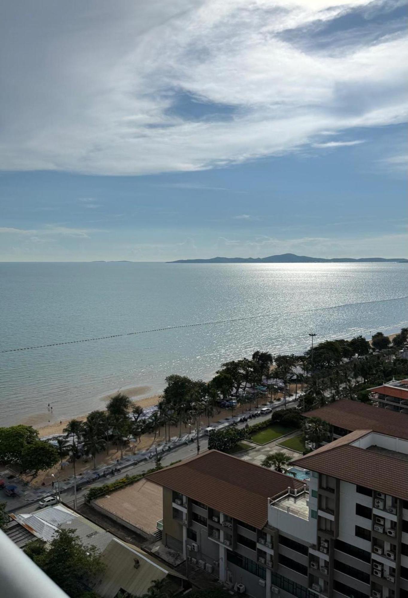 View Talay Condominium By Vlad Property Паттайя Экстерьер фото