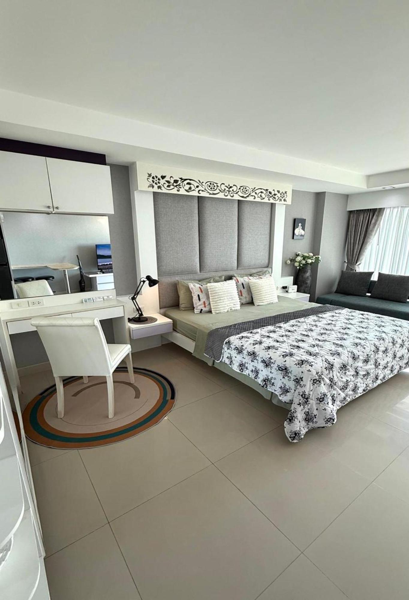 View Talay Condominium By Vlad Property Паттайя Номер фото